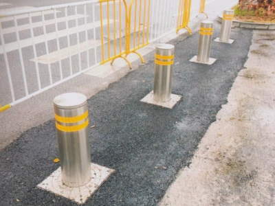 半自動(dòng)升降柱