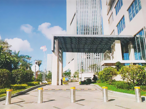 半自動(dòng)升降柱