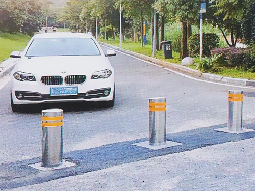 半自動(dòng)升降柱